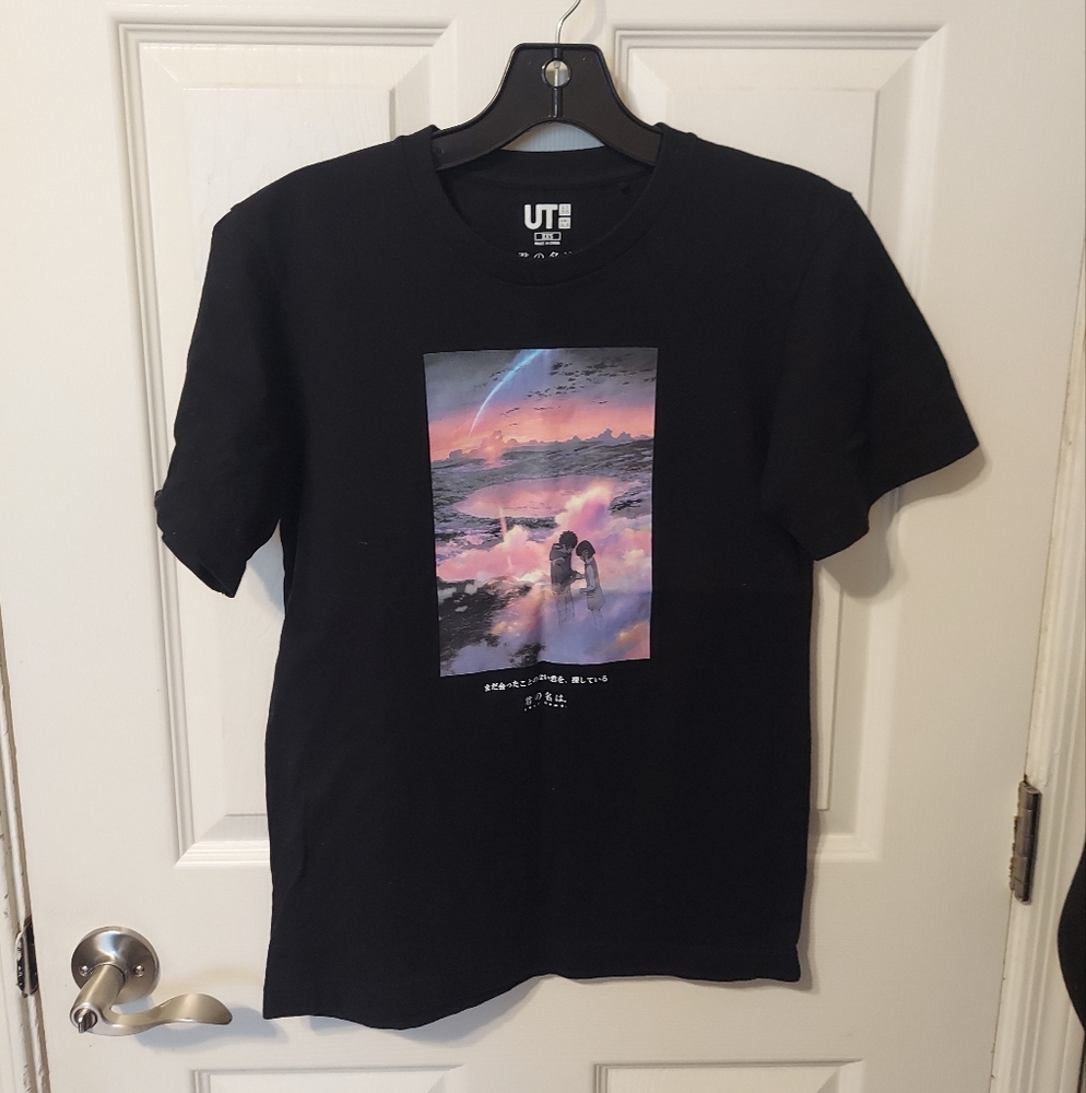 UNIQLO Makoto Shinkai graphic t-shirt SzXXS